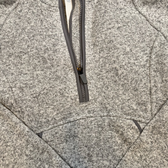 Lululemon (Worn Once) Women’s Heathered Gray Quarter Zip-Up Fleece Jacket Hoodie - Picture 3 of 9